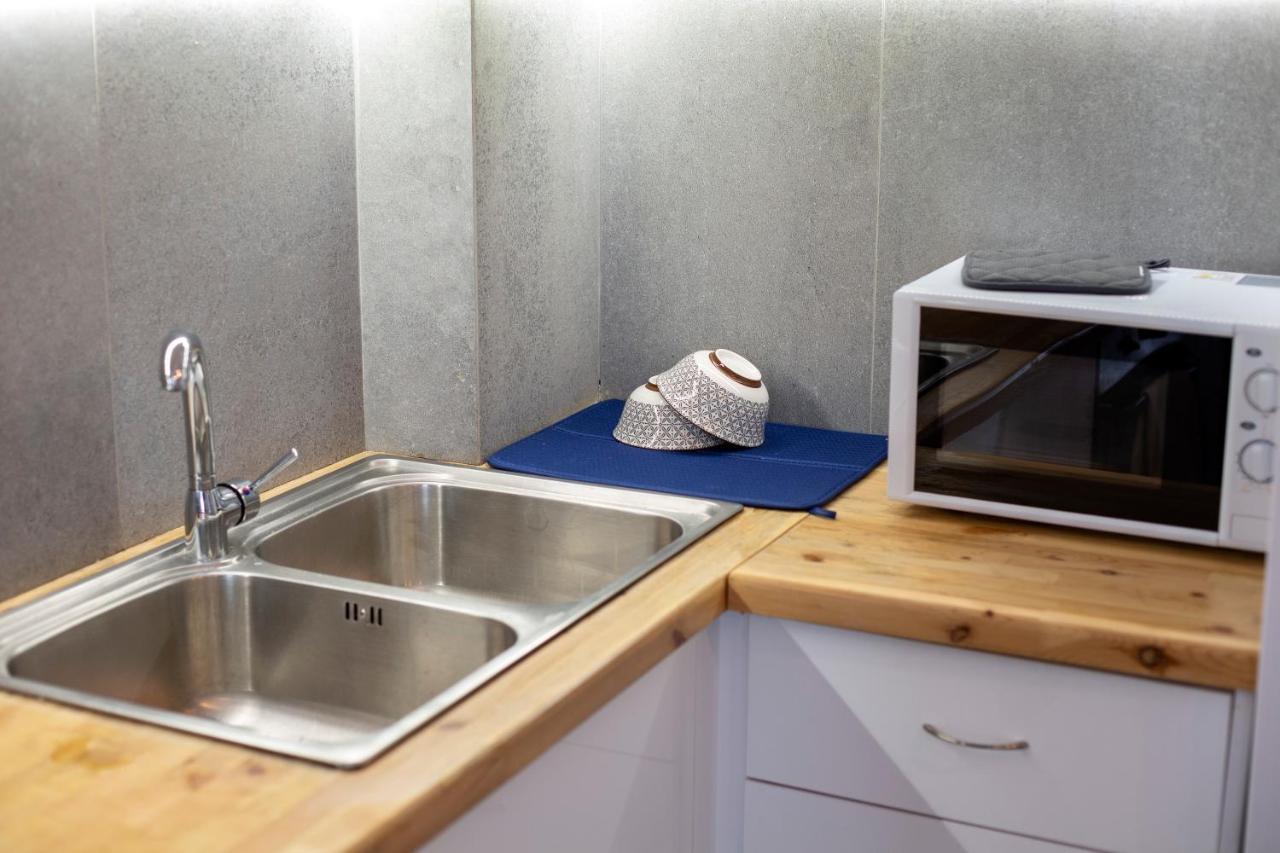 Apartament Silk Mill Metaxourgeio, Athens Centre Zewnętrze zdjęcie