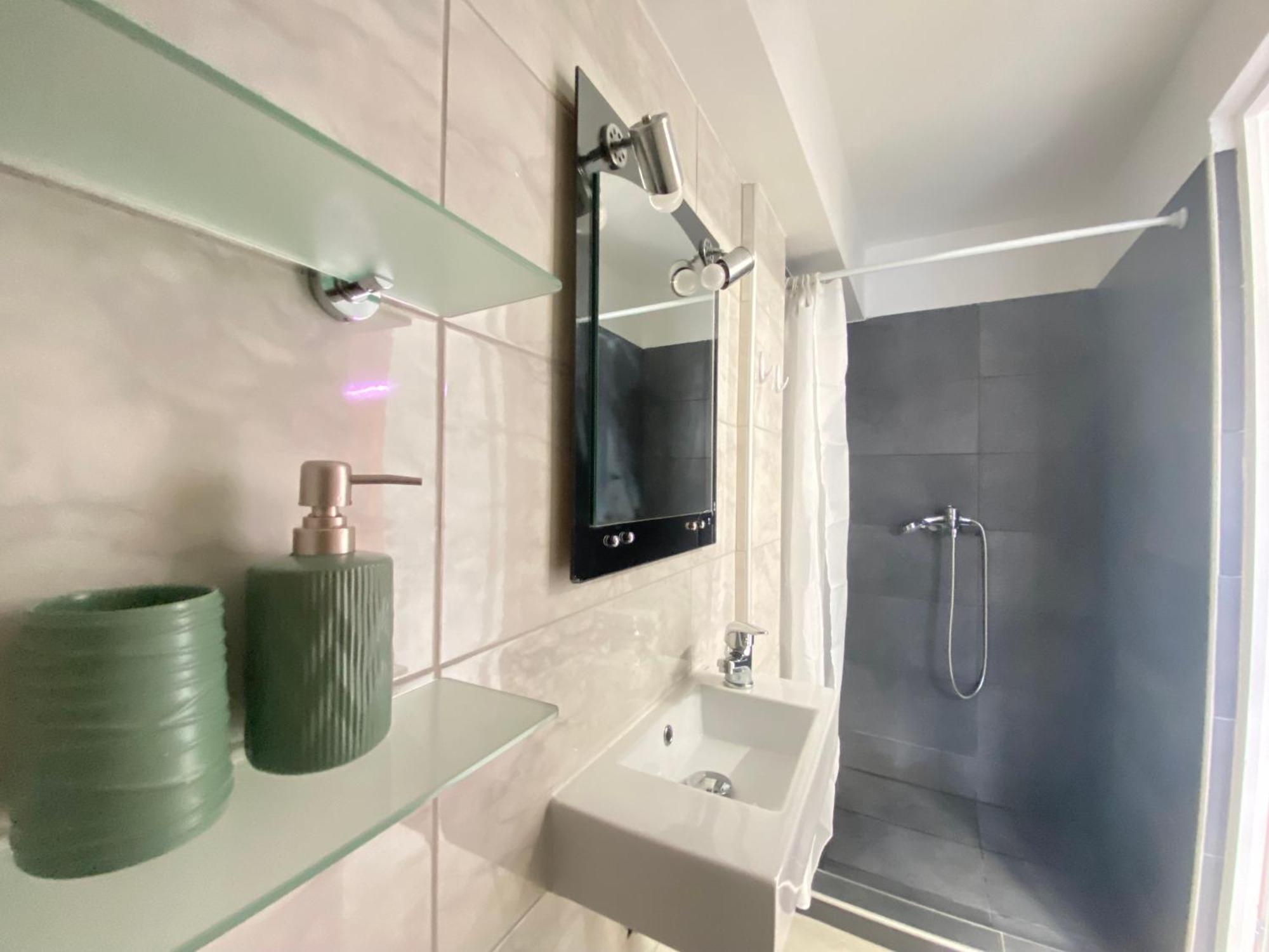 Apartament Silk Mill Metaxourgeio, Athens Centre Zewnętrze zdjęcie